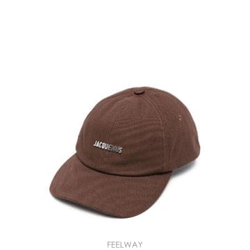 Jacquemus �׶�����Ÿ �ؿ� ��ũ���� ���� LOGO BASEBALL CAP ACU00670DAW00255850�׶�����Ÿ �ؿ� ��ũ���� ���� LOGO BASEBALL CAP ACU006