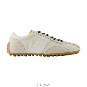 26SS TOD S 여성 스니커즈 XXW59L0JW90V1GYSV1IVORY TP575752337