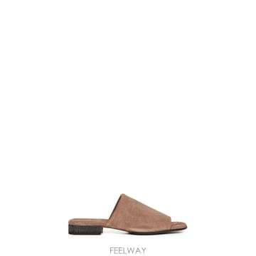 26SS 브루넬로 쿠치넬리 브루넬로 쿠치넬리 Suede Flat 샌들 MZSFC3170C8849 TP5773