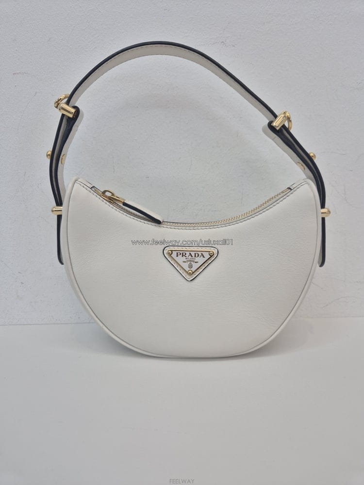 PRADA [�߰� ��ǰ ������ �����] ����� ���� ȣ���� ��� 1BC199[�߰� ��ǰ ������ �����] ����� ���� ȣ���� ��� 1BC1