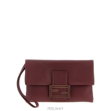 Fendi 파우치 Mom Baguette 8M0538ABVEF0YPU TP571840539