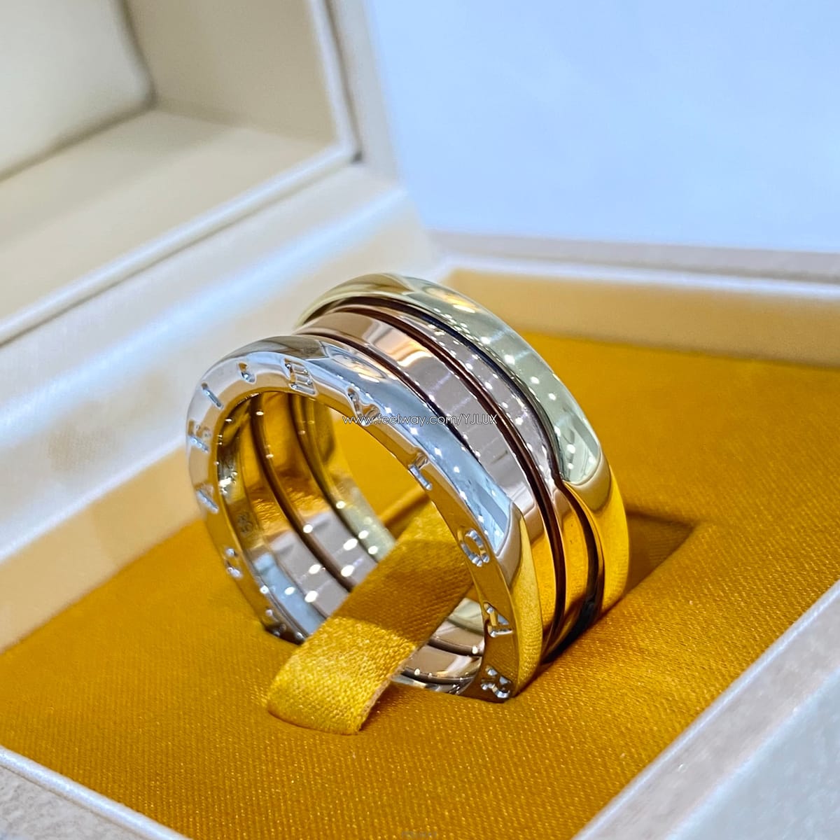 BVLGARI �Ұ��� 58 �����ο� 3��帵 3�� ���� 352929 Y21725�Ұ��� 58 �����ο� 3��帵 3�� ���� 352929 Y21725
