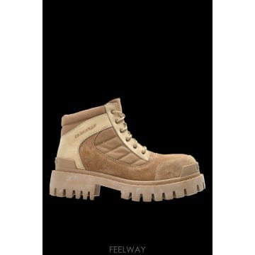 Balenciaga Balenciaga Combat Strike ���� 867709WCB459090 TP574919923Balenciaga Combat Strike ���� 867709WCB459090 TP574919