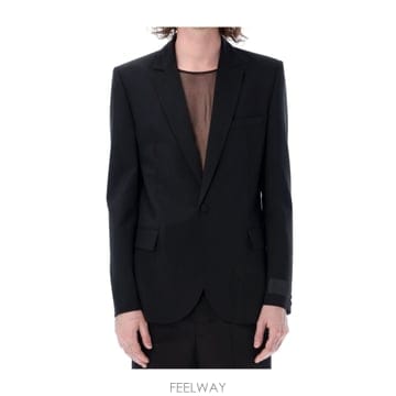 Valentino 23SS Valentino �������� with tailoring �� 2V0CE3668EJ0NO TP5721223SS Valentino �������� with tailoring �� 2V0CE3668E