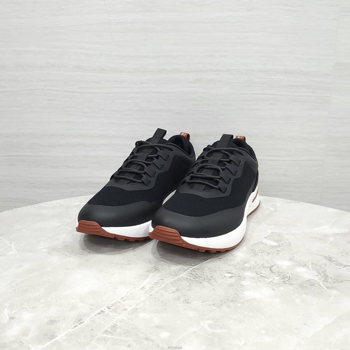 Loro Piana [������] (����ǰ) 42.5 / �η��ǾƳ� ���˵� ��ũ ����Ŀ��[������] (����ǰ) 42.5 / �η��ǾƳ� ���˵� ��ũ ����Ŀ