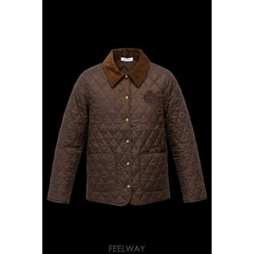 Sporty & Rich 26SS SPORTY ��ġ Quilted ���� with corduroy collar JA01965243BR026SS SPORTY ��ġ Quilted ���� with corduroy collar JA0