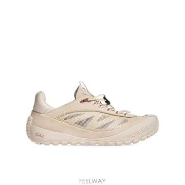 26SS Moncler 여성 스니커즈 L109B4M00230M8467201 TP577082052