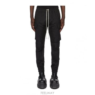 Rick Owens 26SS �������� Mastodon Megacargo trousers in ���� ��ư RU02E1337TE0926SS �������� Mastodon Megacargo trousers in ���� ��ư