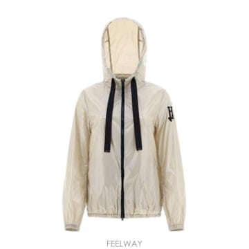 Herno 23SS ������ Gloss ������ Cape �ĵ� ���� in Polyester ���� GI000195D1222023SS ������ Gloss ������ Cape �ĵ� ���� in Polyester 