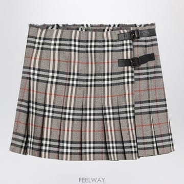 Burberry 25FW Burberry Grey �� kilt ��ĿƮ with üũ pattern 8113042167564C25FW Burberry Grey �� kilt ��ĿƮ with üũ pattern 81