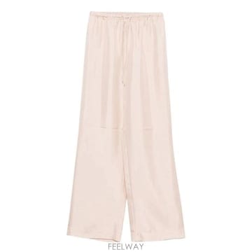| Other Brand | 26SS ROHE RELAXED ��ũ TROUSERS 41830220681503 TP57840177626SS ROHE RELAXED ��ũ TROUSERS 41830220681503 TP57840