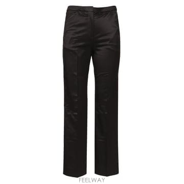 Toteme Toteme CROPPED STRAIGHT ���� 252WRB0248FB0391BLACK001 TP570596Toteme CROPPED STRAIGHT ���� 252WRB0248FB0391BLACK001 