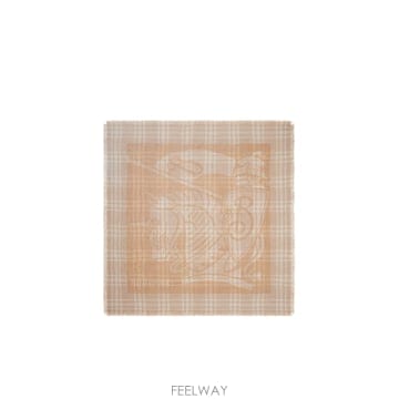 Burberry 25SS Burberry ���� ��ī�� 81048321 TP57707413025SS Burberry ���� ��ī�� 81048321 TP577074130