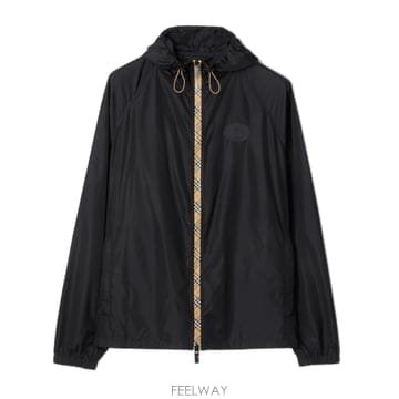 Burberry 26FW Burberry ���� nylon �̵峪��Ʈ ���� 8120370A1222 TP57086445926FW Burberry ���� nylon �̵峪��Ʈ ���� 8120370A1222 