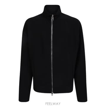 Alexander Mcqueen 23FW �˷���� ���� This �˷���� ���� ���� is enriched with �ο� shoulders f23FW �˷���� ���� This �˷���� ���� ���� is enriched