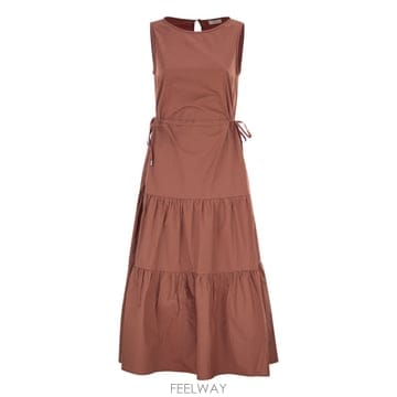 | Other Brand | 26SS Peserico Sleeveless midi �巹�� in stretch ��ư A0272001979026SS Peserico Sleeveless midi �巹�� in stretch ��ư A