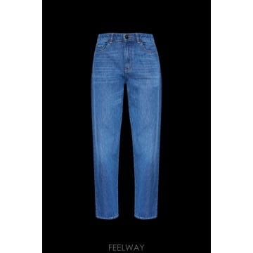 Armani 26SS �������� �Ƹ����� Jeans with tapered legs EW001502AF22225MB00226SS �������� �Ƹ����� Jeans with tapered legs EW00150