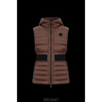 Moncler 26SS Moncler Quilted ����Ʈ Melia L10931A00031598AL262 TP57124326SS Moncler Quilted ����Ʈ Melia L10931A00031598AL262
