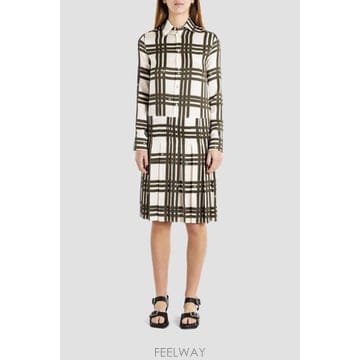 Burberry 25SS Burberry ���� �巹�� 8103479C2136 TP57626334425SS Burberry ���� �巹�� 8103479C2136 TP576263344