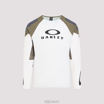 Oakley 26SS Oakley Oakley Seeker Edge T ���� FOA40679225I TP57707316726SS Oakley Oakley Seeker Edge T ���� FOA40679225I TP5