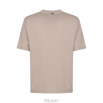 Herno 26SS ������ Made from tricot fabric  Crew �ض���  ��Ʈ sleeves  JG0026SS ������ Made from tricot fabric  Crew �ض���  ��Ʈ