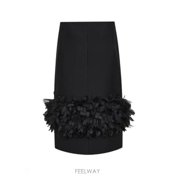 Toteme 26SS Toteme Petal ��ĿƮ 261WRB0339FB0567001 TP57897726226SS Toteme Petal ��ĿƮ 261WRB0339FB0567001 TP5789772