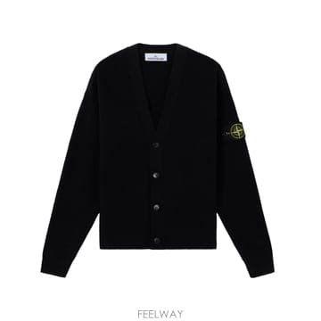 Stone Island 26SS ������Ϸ��� V �� ��ư RIBBED ����� L1S155100009S00D8V0029 TP5718426SS ������Ϸ��� V �� ��ư RIBBED ����� L1S155100009