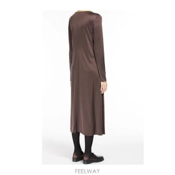 Max Mara 24FW �������� ���� �巹�� 2426626118600012 TP57212062824FW �������� ���� �巹�� 2426626118600012 TP572120628