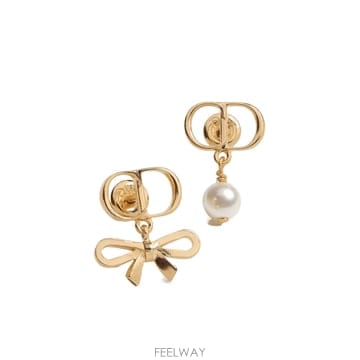 DIOR 26FW ũ����î  ���� earrings E4837WOMRSD301 TP57530287126FW ũ����î  ���� earrings E4837WOMRSD301 TP57530287