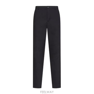 Moncler Moncler Trousers with �ΰ� patch L10912A00020599EO742 TP572908Moncler Trousers with �ΰ� patch L10912A00020599EO742 