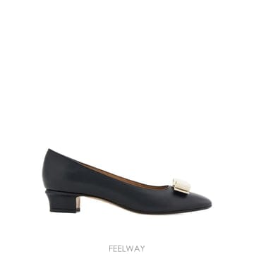Ferragamo 26SS ����䷹ ��󰡸� Vara ���� Pumps 01L410790843001 TP57555131626SS ����䷹ ��󰡸� Vara ���� Pumps 01L410790843001