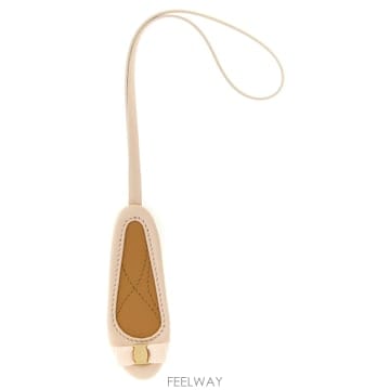 Ferragamo 26SS ����䷹ ��󰡸� Varina charm 790777BALLET TP57048412826SS ����䷹ ��󰡸� Varina charm 790777BALLET TP570