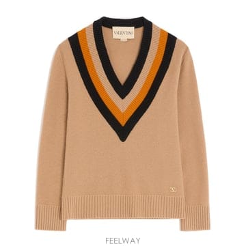 Valentino 25FW Valentino ���� ��Ʈ ������ BKC69L9SWC54 TP57511416925FW Valentino ���� ��Ʈ ������ BKC69L9SWC54 TP5751141