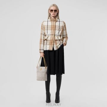Burberry 22FW Burberry ���� ��Ʈ 80552661 TP57185757322FW Burberry ���� ��Ʈ 80552661 TP571857573