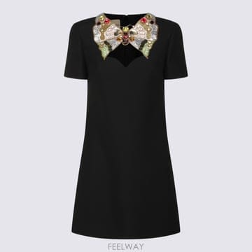 Valentino 26SS Valentino ���� �巹�� 8B3VAHH71CFCRC TP57047817926SS Valentino ���� �巹�� 8B3VAHH71CFCRC TP570478179