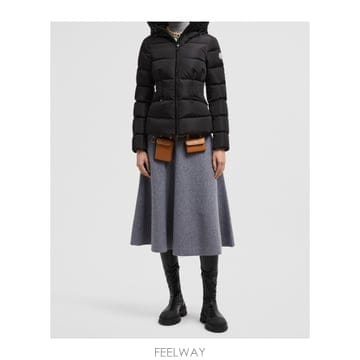 Moncler 26SS Moncler ���� �ٿ� ���� J20931A00151539ZD999 TP57320943026SS Moncler ���� �ٿ� ���� J20931A00151539ZD999 TP573