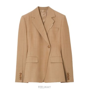 Burberry 24SS Burberry ���� ��Ʈ 80711551 TP57185749024SS Burberry ���� ��Ʈ 80711551 TP571857490