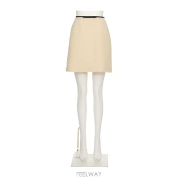 Valentino 26SS Valentino ���� ��ĿƮ BRAEB090YDNG TP57290837626SS Valentino ���� ��ĿƮ BRAEB090YDNG TP572908376