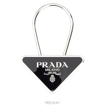 PRADA ����� ���� silver Ű�� in enamelled metal 2PS06366AF0002 TP5746451����� ���� silver Ű�� in enamelled metal 2PS06366AF0