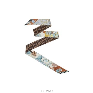 FENDI Fendi SCIARPE   FOULARD FXT011B01UF1WO5 TP572408346Fendi SCIARPE   FOULARD FXT011B01UF1WO5 TP572408346