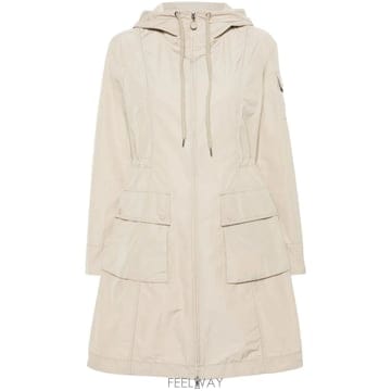 Moncler 26SS Moncler ���� Ʈ��ġ ��Ʈ L10931C00014549P320J TP57184738326SS Moncler ���� Ʈ��ġ ��Ʈ L10931C00014549P320J TP5