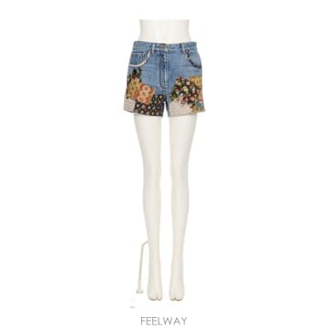 Valentino 26SS Valentino ���� jeans BDD2AW9YB558 TP57213293126SS Valentino ���� jeans BDD2AW9YB558 TP572132931