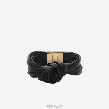 Bottega Veneta 26SS ���װ�����Ÿ Knot �극�̽��� in ���� nappa ���� �� silver 857356VAHUA1026SS ���װ�����Ÿ Knot �극�̽��� in ���� nappa ���� 