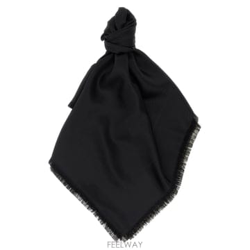 GUCCI 26SS ���� Shawl in �� �� ��ũ GG lame 8445613GA181000 TP57214479126SS ���� Shawl in �� �� ��ũ GG lame 8445613GA181000 