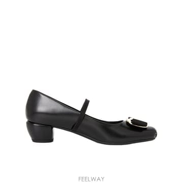 Ferragamo 25FW ����䷹ ��󰡸� ���� Ballet ���� ZINA785331 TP57320900225FW ����䷹ ��󰡸� ���� Ballet ���� ZINA785331 TP5
