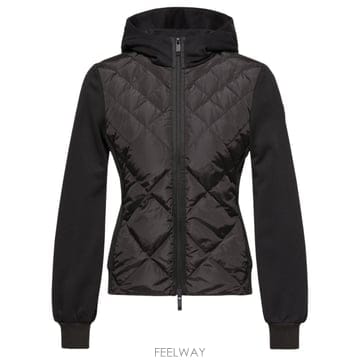 Moncler 26SS Moncler ����Ʈ ���� with quilted front L10938G0001389B0299926SS Moncler ����Ʈ ���� with quilted front L10938G000