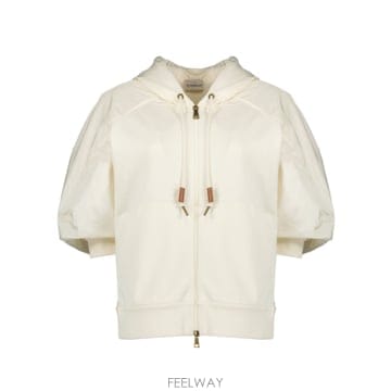 Moncler 26SS Moncler ������ L10938G0002389B2V04A TP57184708326SS Moncler ������ L10938G0002389B2V04A TP571847083