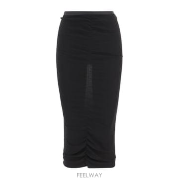 Valentino 26SS Valentino ���� ��ĿƮ BKG05ZA8N0NO TP57184704626SS Valentino ���� ��ĿƮ BKG05ZA8N0NO TP571847046