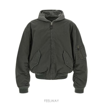 Balenciaga 26SS Balenciaga �ĵ� ���� 857699TTP101140 TP57112758526SS Balenciaga �ĵ� ���� 857699TTP101140 TP571127585