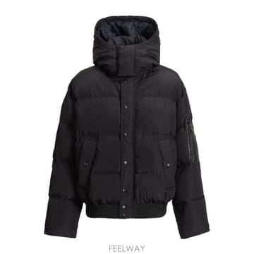 Balmain 26FW Balmain Insulated ���� with a detachable �ĵ� HH1TP190XM28026FW Balmain Insulated ���� with a detachable �ĵ� HH1